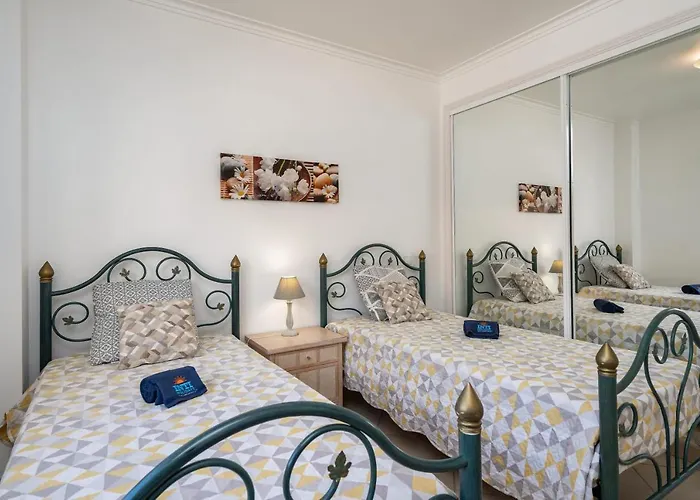 Pedra Dos Bicos By Intiholidays * 阿尔布费拉