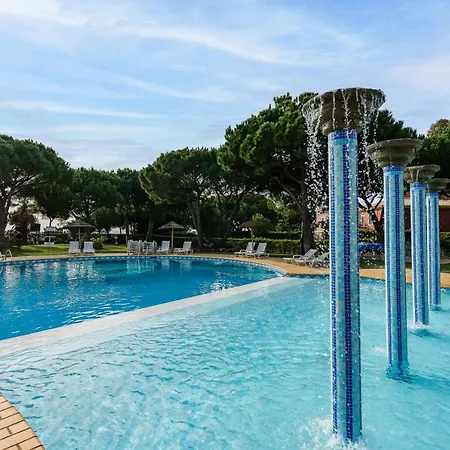 Pedra Dos Bicos By Intiholidays * Албуфейра